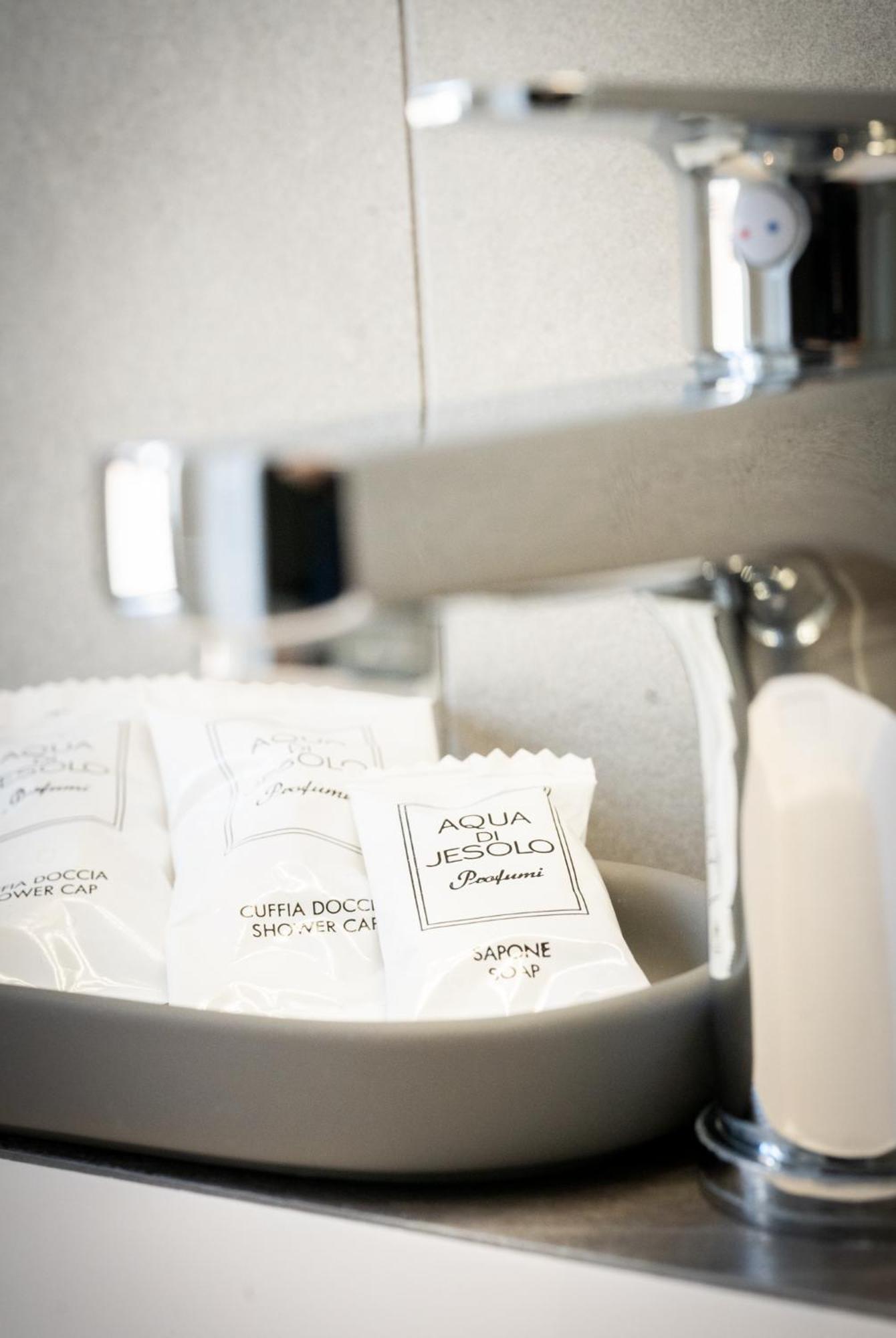 Hotel Laurin Lido di Jesolo Zewnętrze zdjęcie